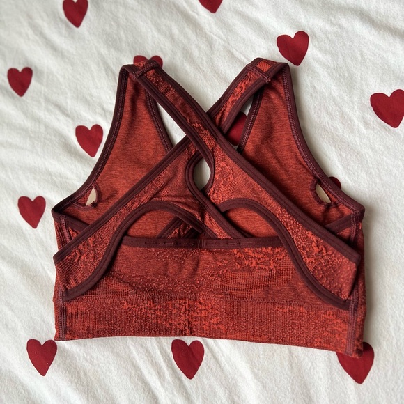 **BRAND NEW** Gymshark Adapt Camo Seamless Sports Bra - Picture 3 of 3